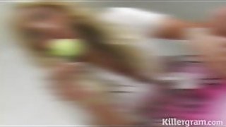 肌苷片《男孩头发乱》尤物放在门上干